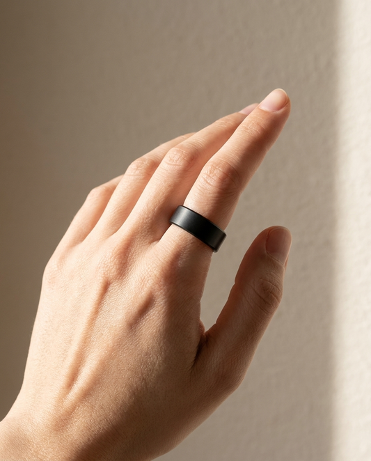 Mexobay Smart Ring - lifestyle use